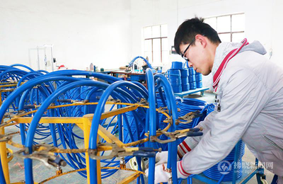 企業(yè)加緊生產(chǎn) 沖刺年度目標